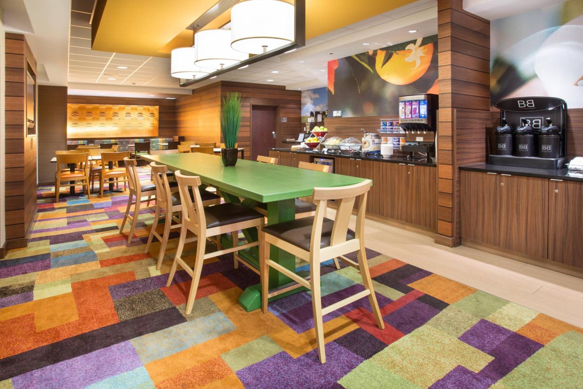 Fairfield Inn & Suites By Marriott Boston Milford Exteriér fotografie